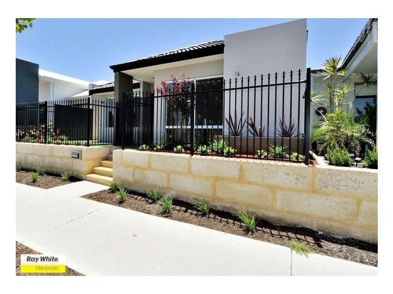 64 Egerton Drive, Aveley WA 6069