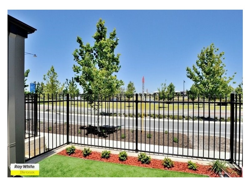 64 Egerton Drive, Aveley WA 6069