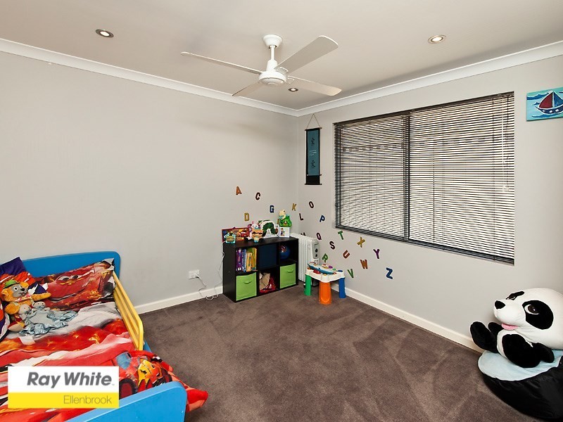 12 Marden Grange, Aveley WA 6069