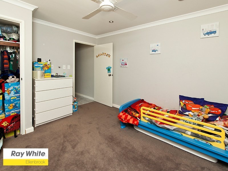 12 Marden Grange, Aveley WA 6069