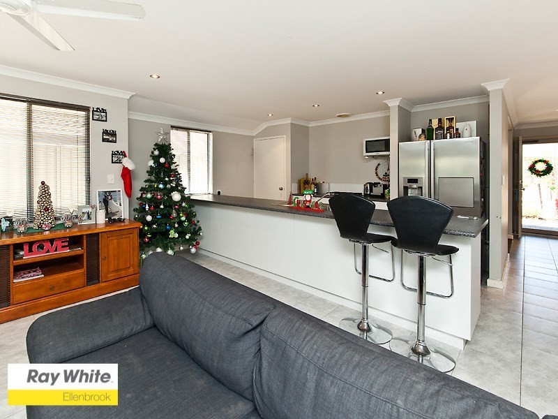 12 Marden Grange, Aveley WA 6069