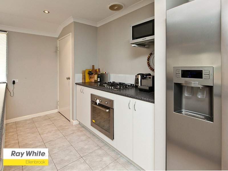 12 Marden Grange, Aveley WA 6069
