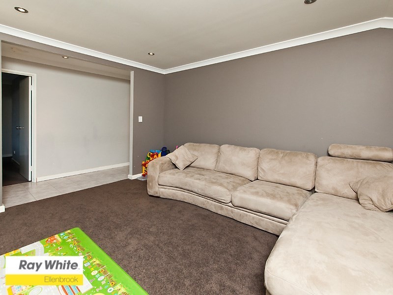 12 Marden Grange, Aveley WA 6069
