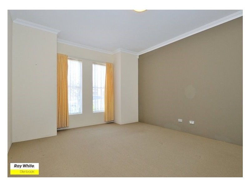 85 Neary Boulevard, Aveley WA 6069