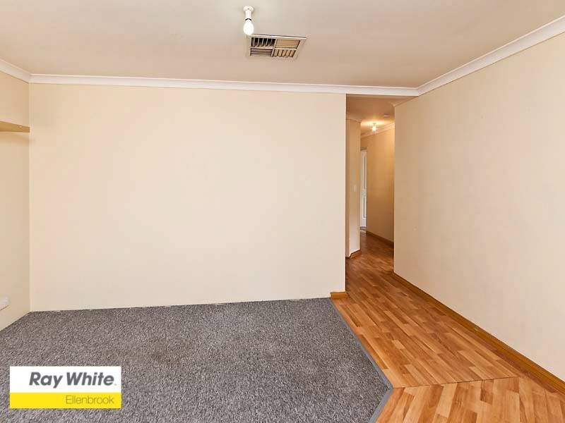 8 Starbush Crescent, Ellenbrook WA 6069