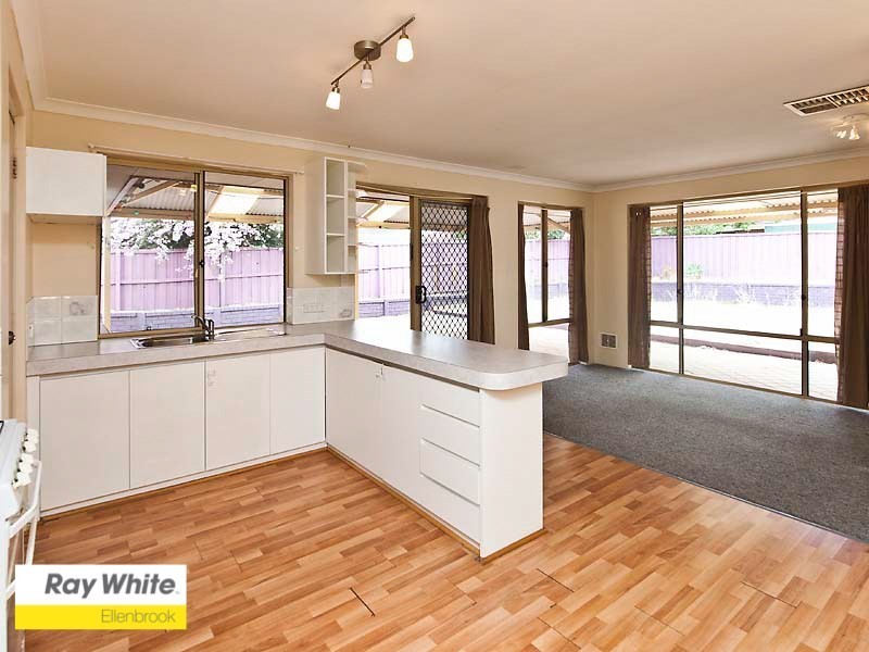 8 Starbush Crescent, Ellenbrook WA 6069