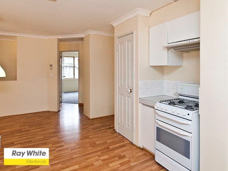 8 Starbush Crescent, Ellenbrook WA 6069