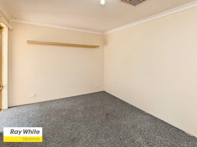 8 Starbush Crescent, Ellenbrook WA 6069