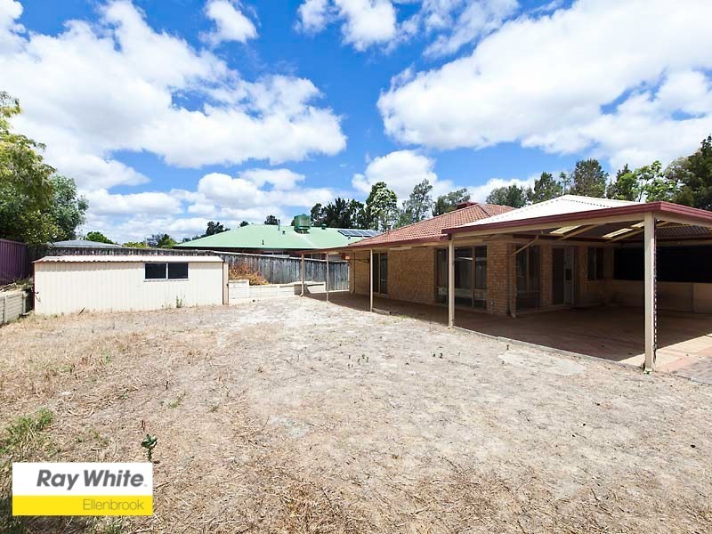 8 Starbush Crescent, Ellenbrook WA 6069