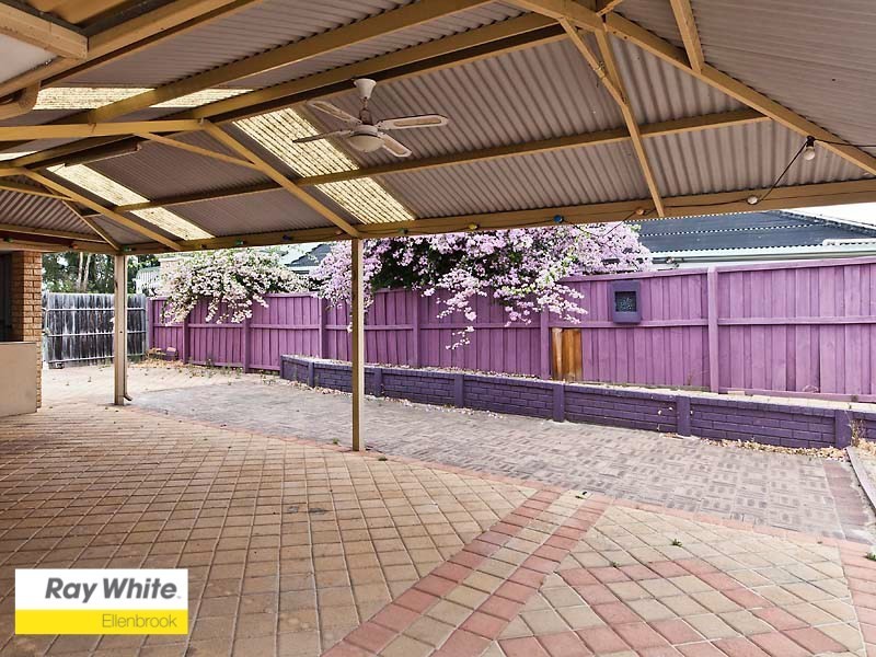 8 Starbush Crescent, Ellenbrook WA 6069