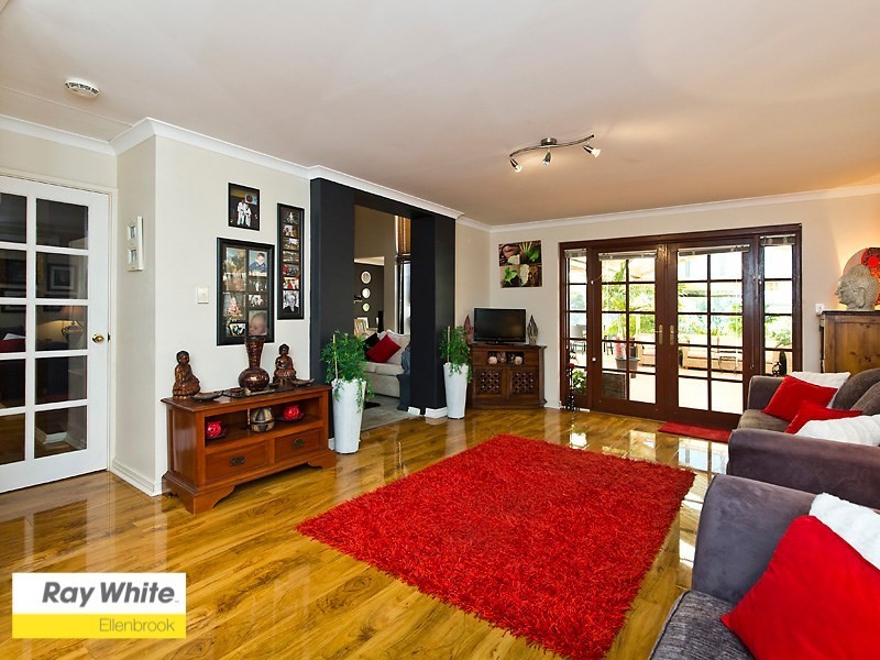 30 Cabernet Place, The Vines WA 6069