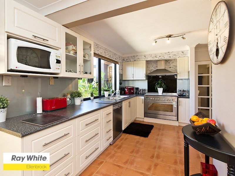 30 Cabernet Place, The Vines WA 6069