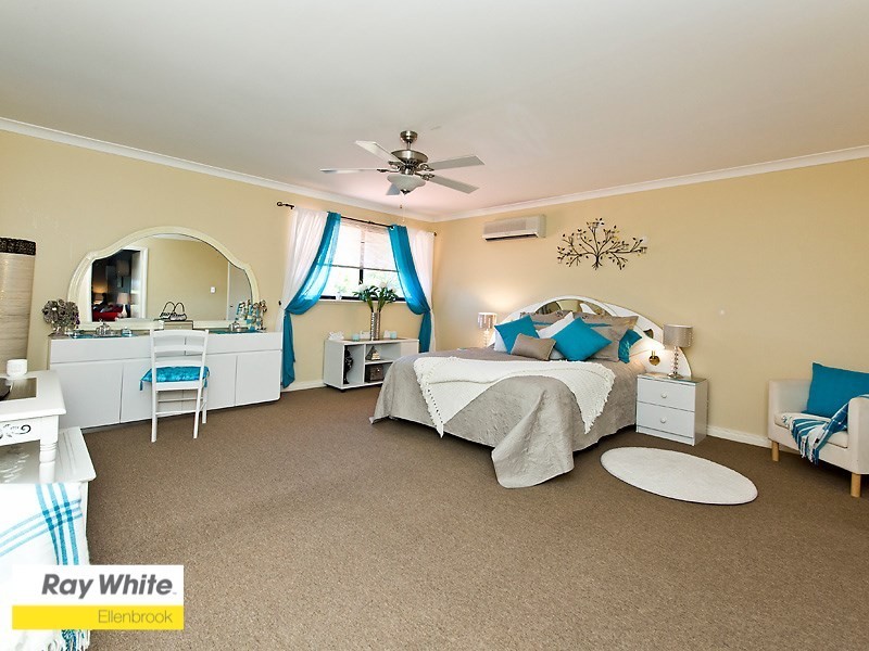 30 Cabernet Place, The Vines WA 6069