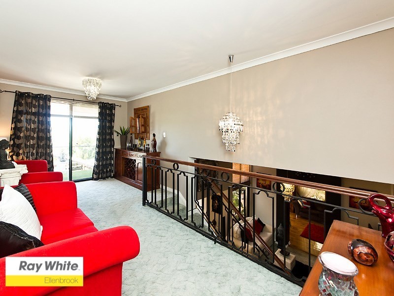 30 Cabernet Place, The Vines WA 6069