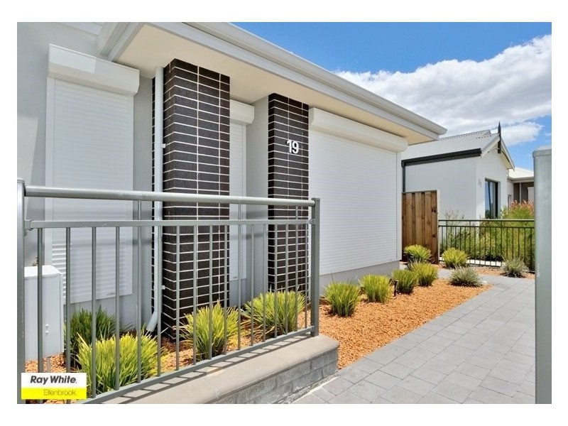 19 Interlaken Loop, Ellenbrook WA 6069