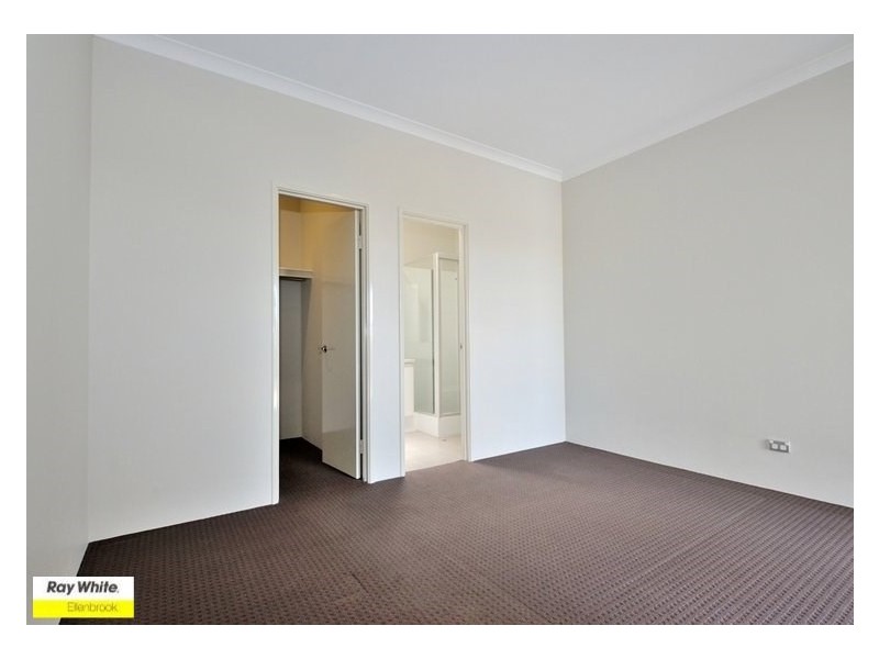 19 Interlaken Loop, Ellenbrook WA 6069