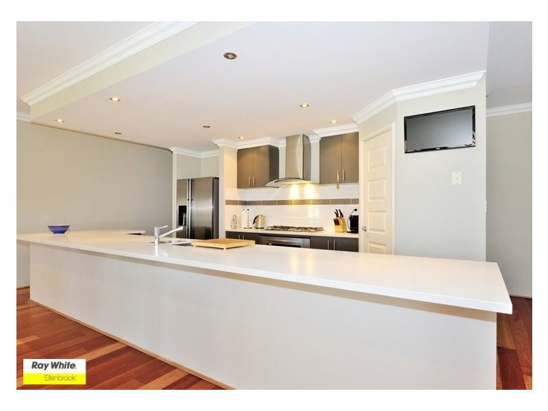 94 Bordeaux Lane, The Vines WA 6069