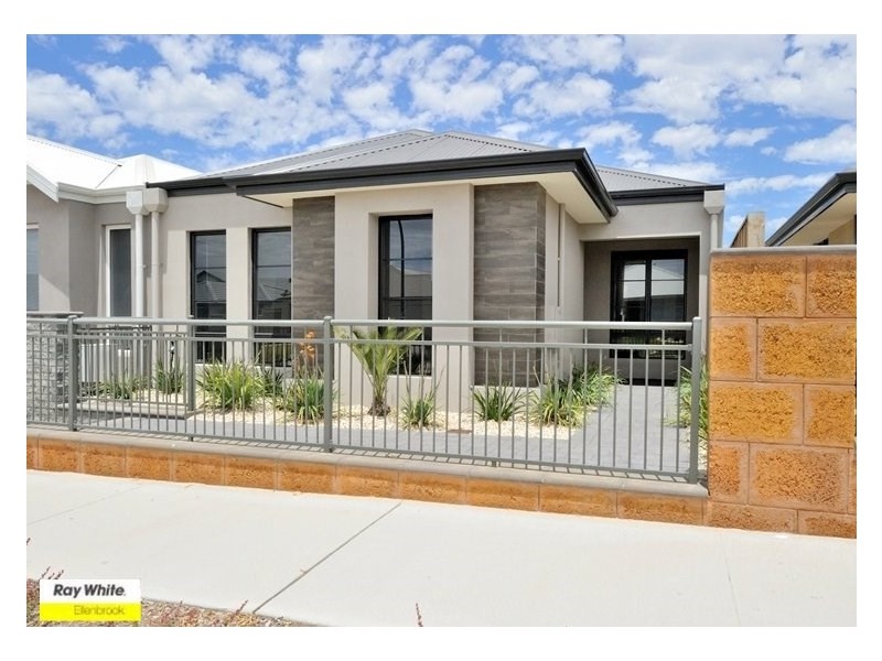 9 Interlaken Loop, Ellenbrook WA 6069