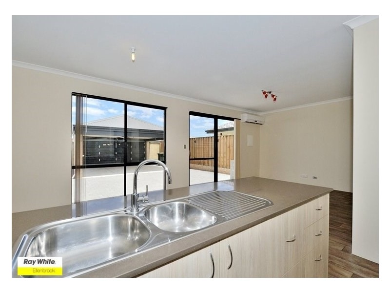 9 Interlaken Loop, Ellenbrook WA 6069