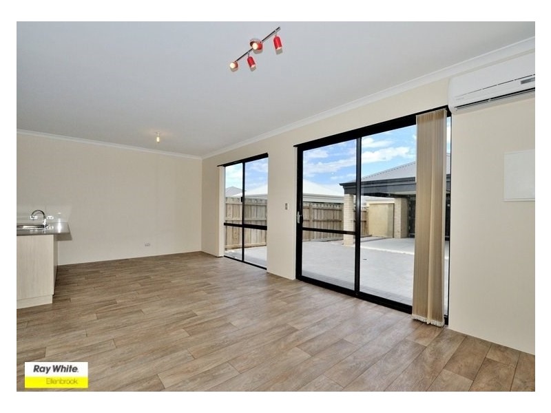 9 Interlaken Loop, Ellenbrook WA 6069