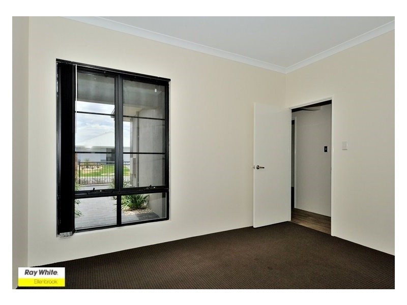 9 Interlaken Loop, Ellenbrook WA 6069