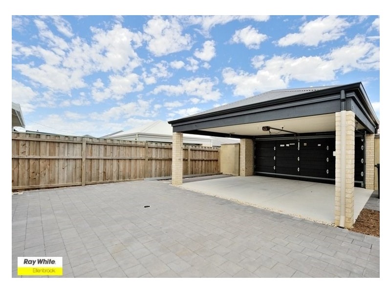 9 Interlaken Loop, Ellenbrook WA 6069
