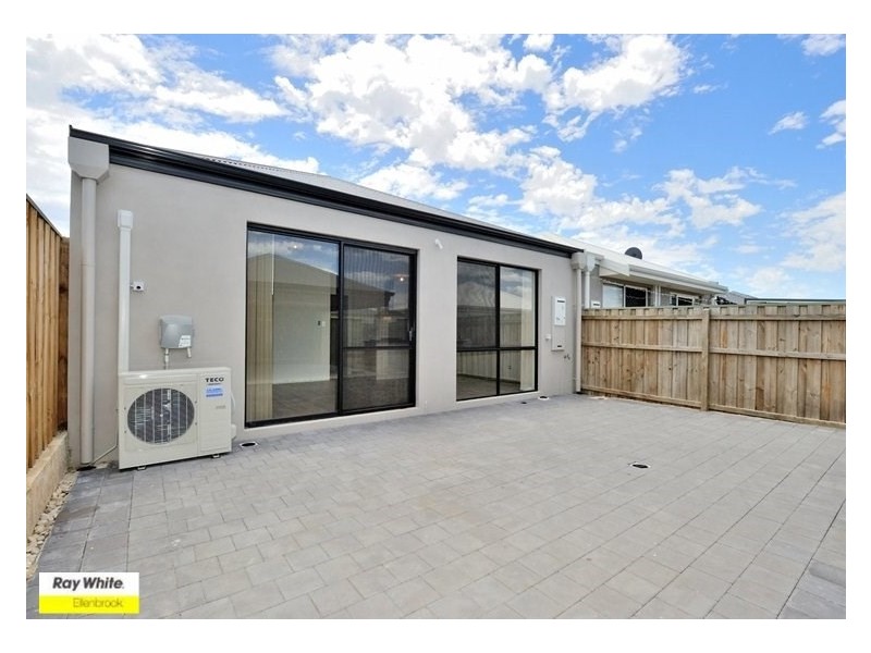 9 Interlaken Loop, Ellenbrook WA 6069