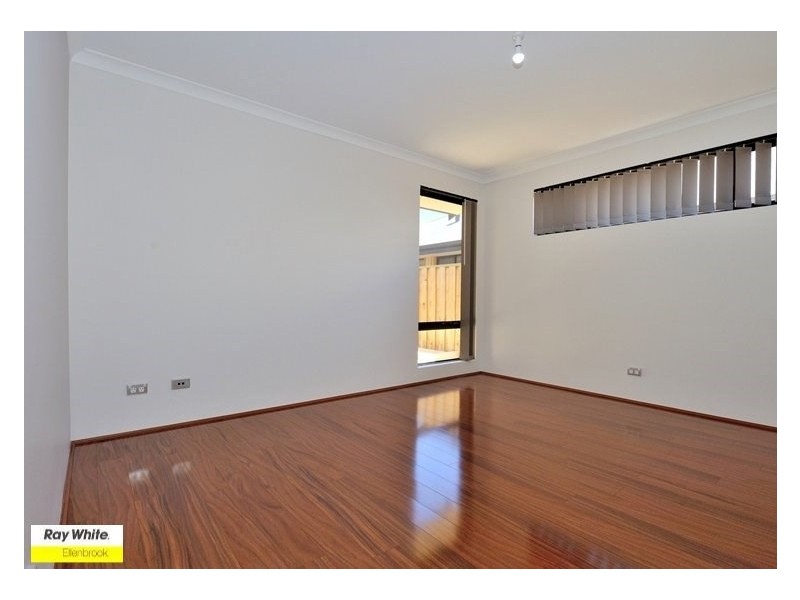 77 Redstone Trail, Ellenbrook WA 6069