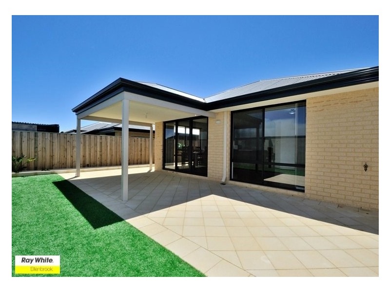 77 Redstone Trail, Ellenbrook WA 6069