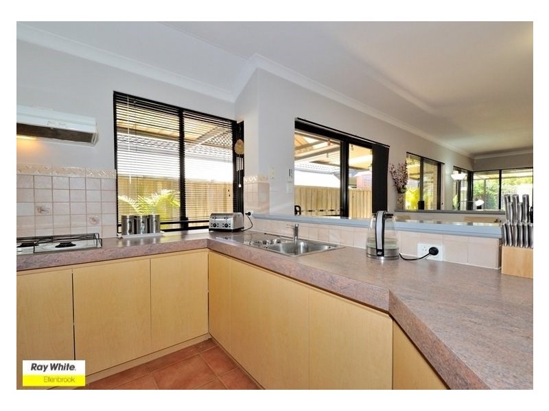 52 Ponte Vecchio Boulevard, Ellenbrook WA 6069