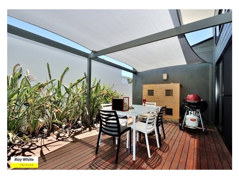 18 Dunrobin Drive, Ellenbrook WA 6069