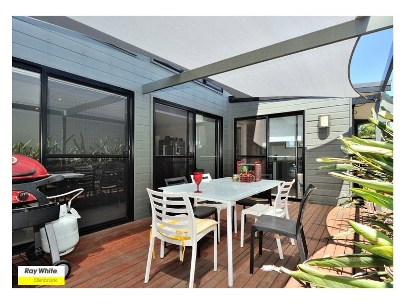 18 Dunrobin Drive, Ellenbrook WA 6069