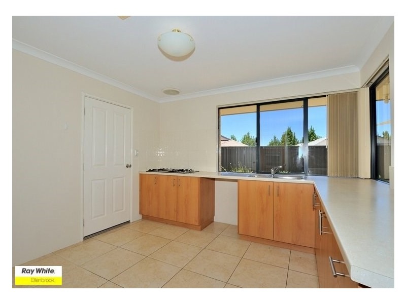 5 Gleeson Entrance, Aveley WA 6069