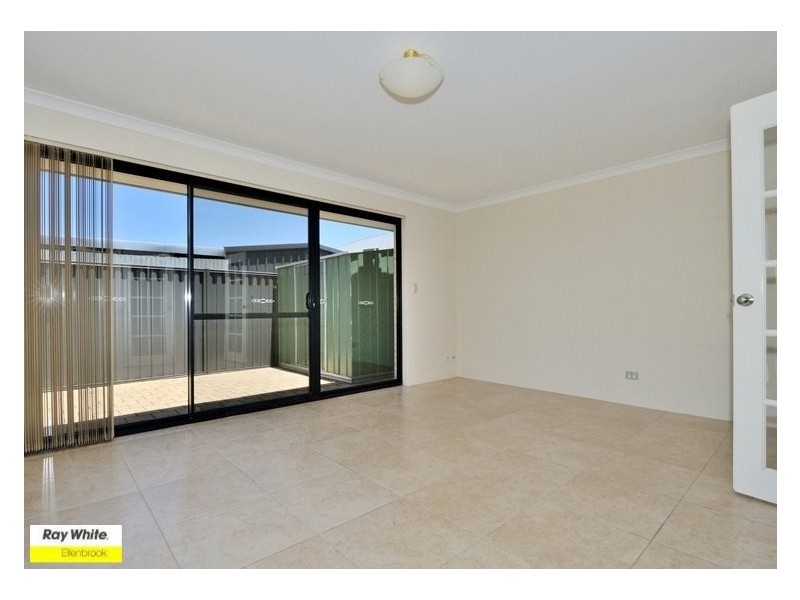 5 Gleeson Entrance, Aveley WA 6069