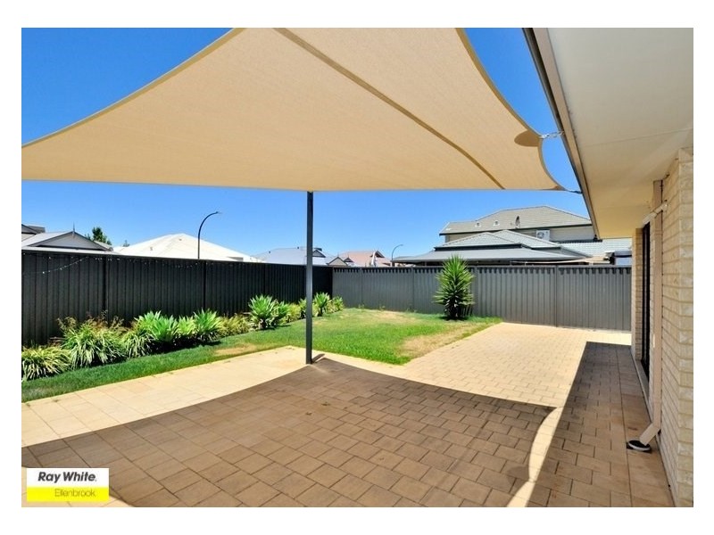 5 Gleeson Entrance, Aveley WA 6069