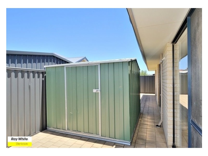 5 Gleeson Entrance, Aveley WA 6069