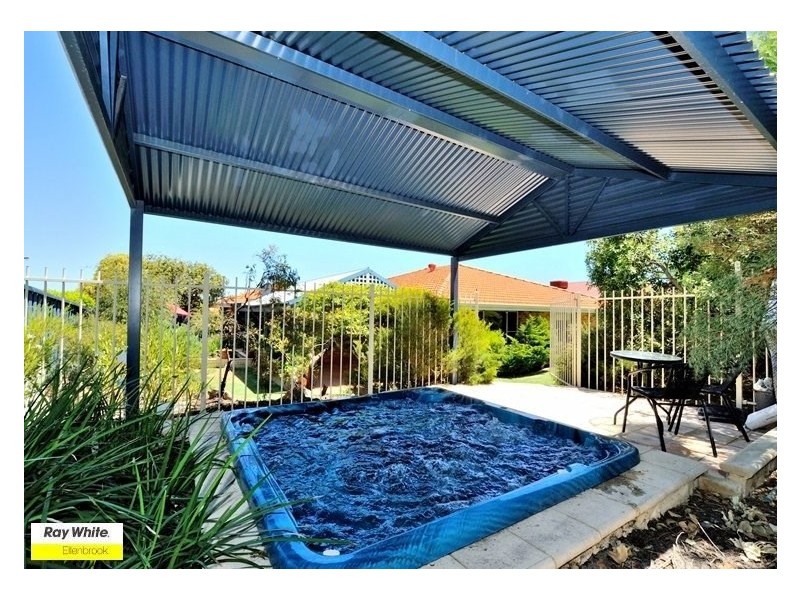 19 Bowerbird Vista, Ellenbrook WA 6069