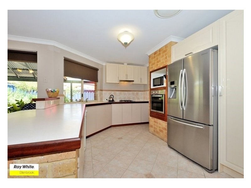 19 Bowerbird Vista, Ellenbrook WA 6069