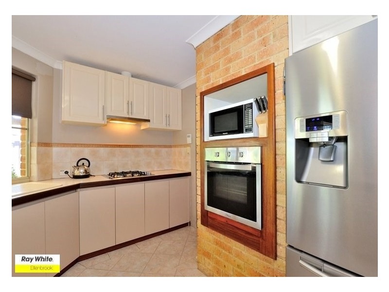 19 Bowerbird Vista, Ellenbrook WA 6069