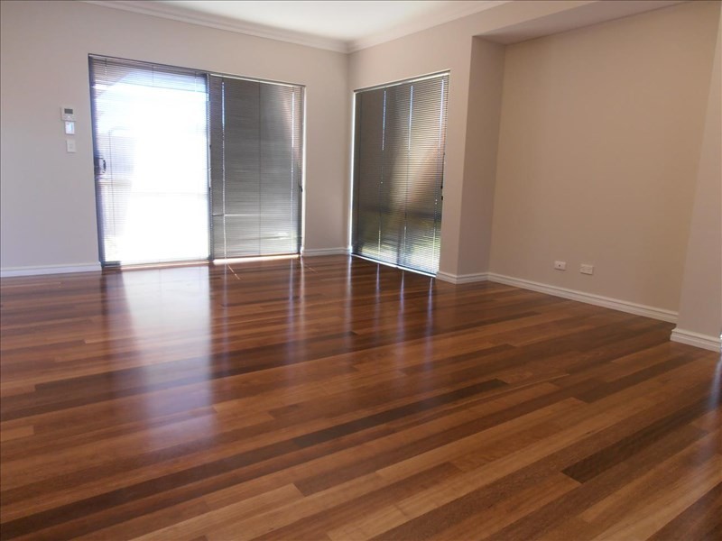 12 Demesne Circuit, Aveley WA 6069