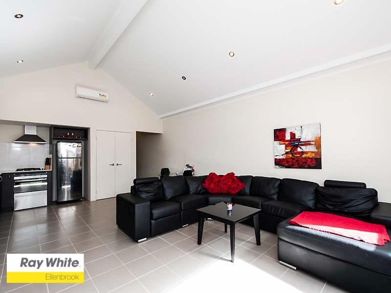 44 Delapre Drive, Ellenbrook WA 6069