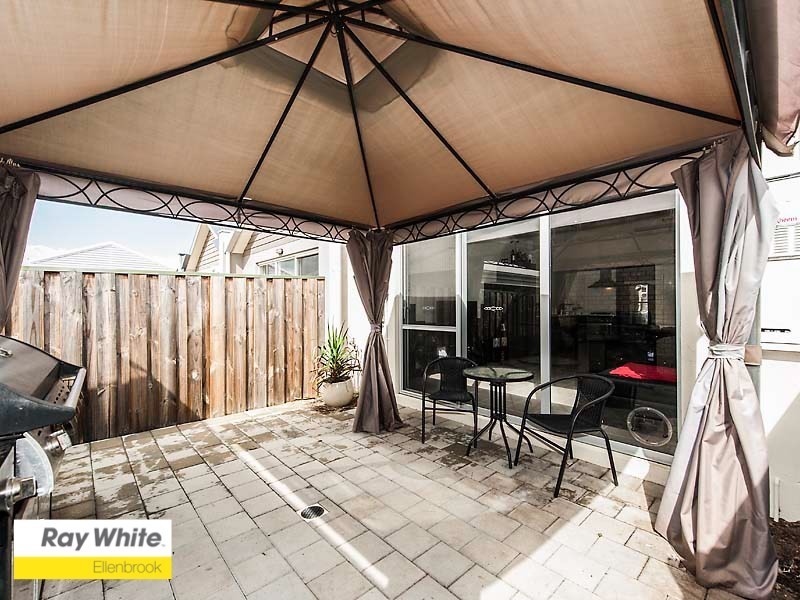 44 Delapre Drive, Ellenbrook WA 6069