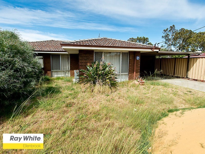 21 Clovertree Street, Maddington WA 6109