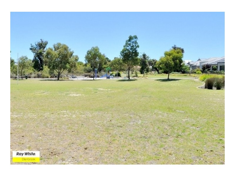 4 Manila Way, Aveley WA 6069