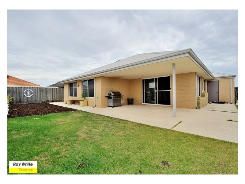 4 Vasse Gardens, Ellenbrook WA 6069