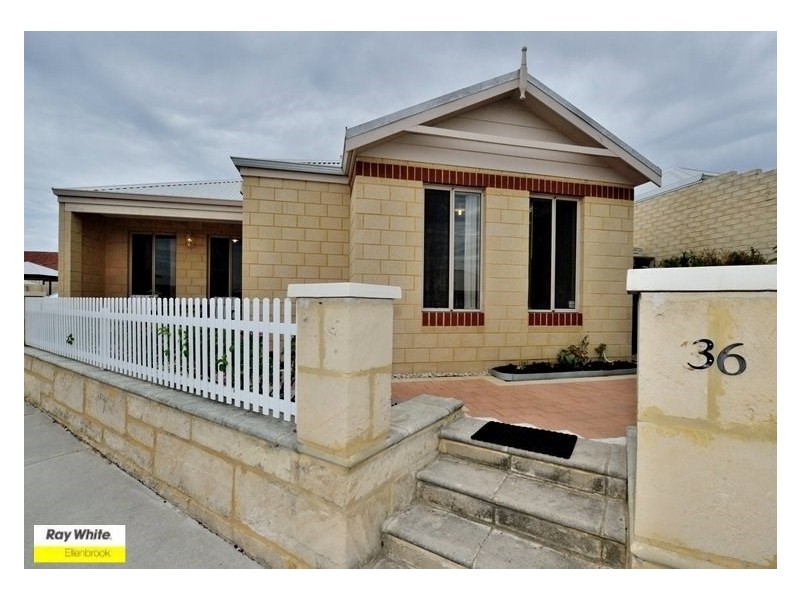 36 Simmonds Pass, Ellenbrook WA 6069