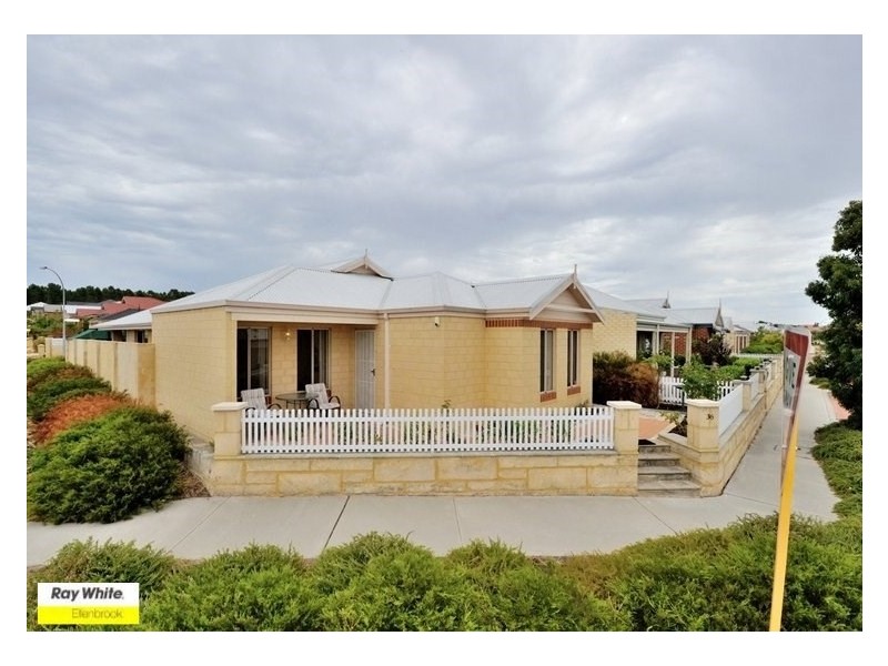 36 Simmonds Pass, Ellenbrook WA 6069