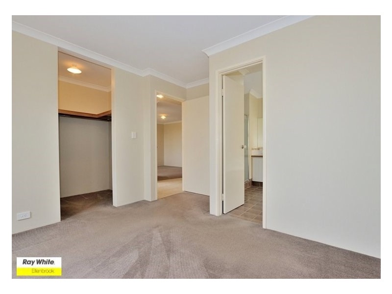 36 Simmonds Pass, Ellenbrook WA 6069