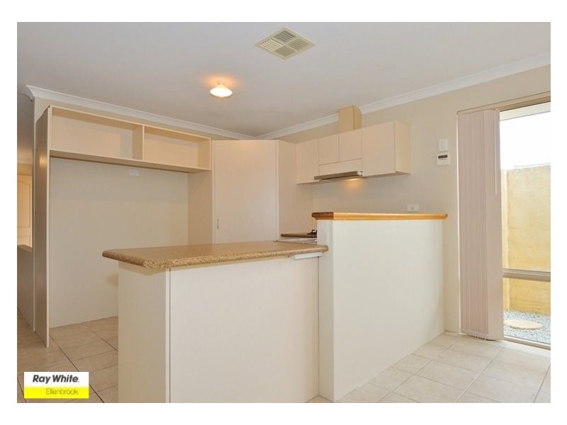 36 Simmonds Pass, Ellenbrook WA 6069