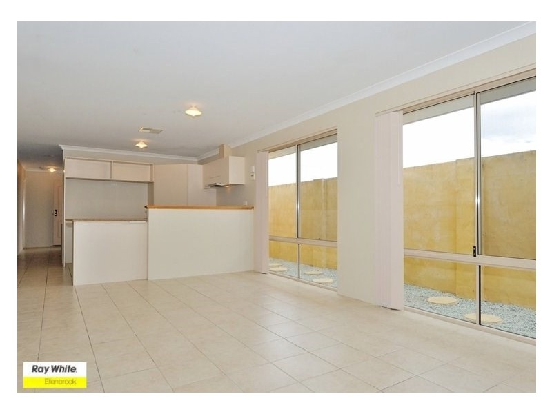 36 Simmonds Pass, Ellenbrook WA 6069